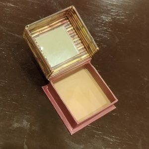 Benefit Bronzer